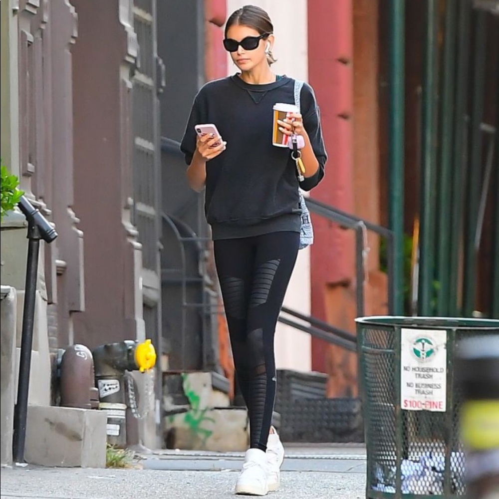 Black Alo Yoga Moto Legging